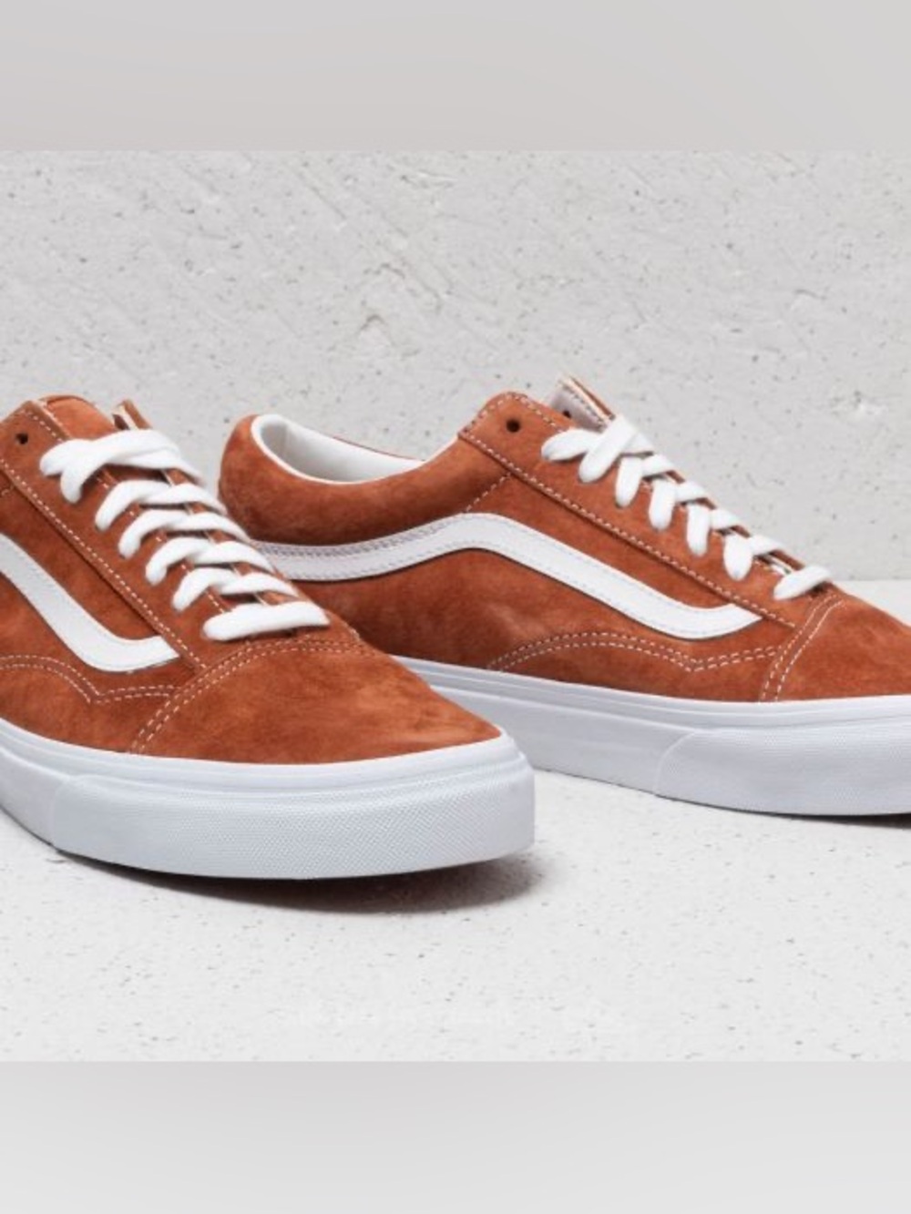 Vans Old Skool Pig Suede in Tawney Port, size 9